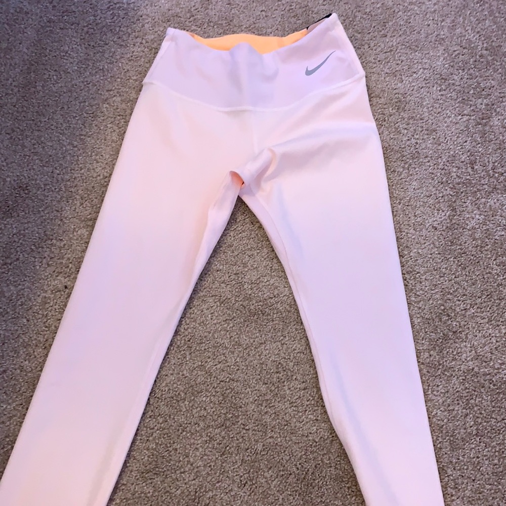 Nike yoga leggings NWT